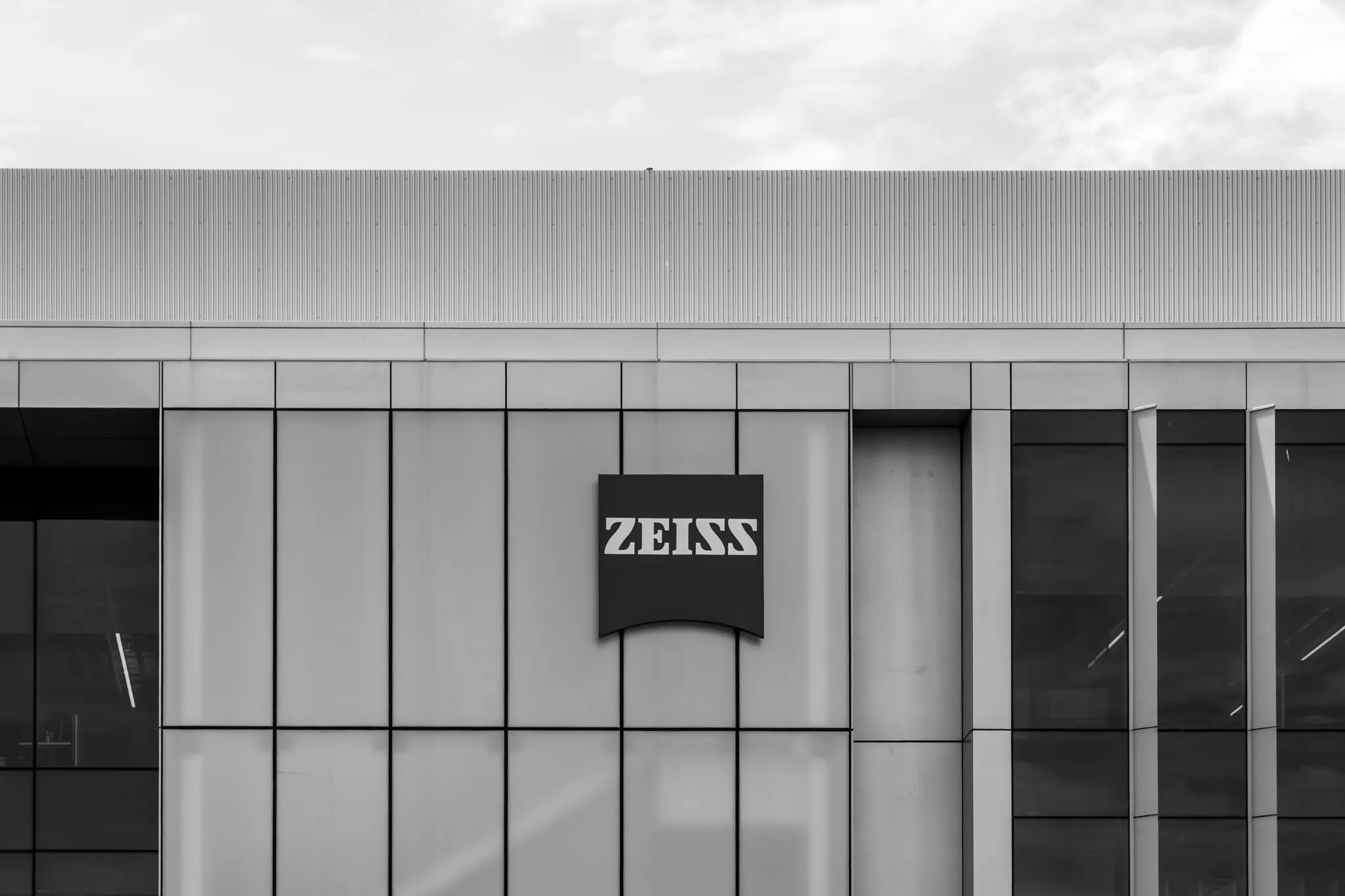 The Science of Sight: The Purist's Approach to ZEISS Optics